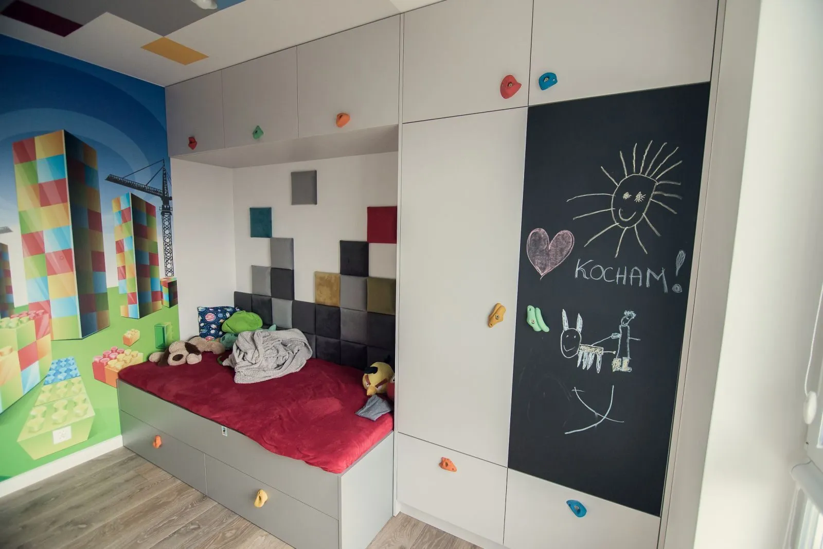 Modułowe meble dziecięce i młodzieżowe na wymiar